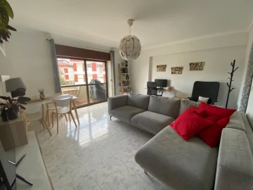 Apartamento T1 para Venda em Algueirão-Mem Martins