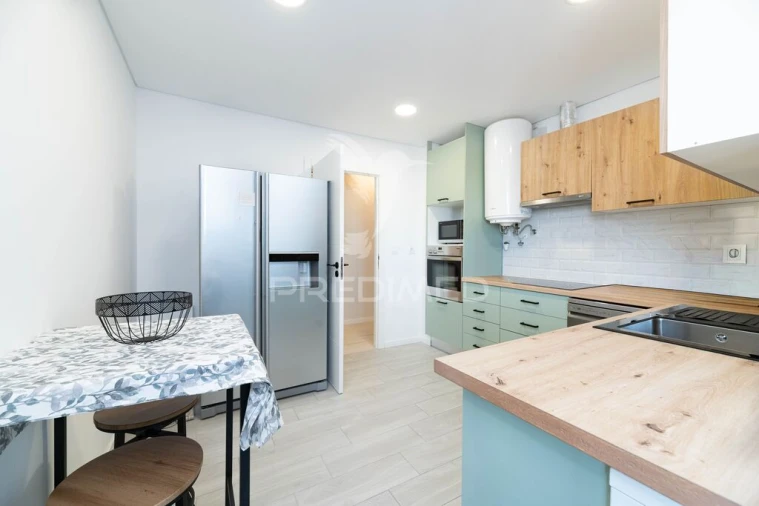 Apartamento T2 para Venda em Alverca do Ribatejo e Sobralinho Foto 4