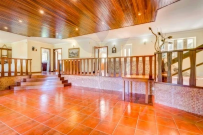 Quinta T3 para Venda em Serzedelo