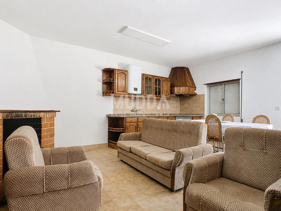 Moradia T2 para Venda em Beça Foto 3