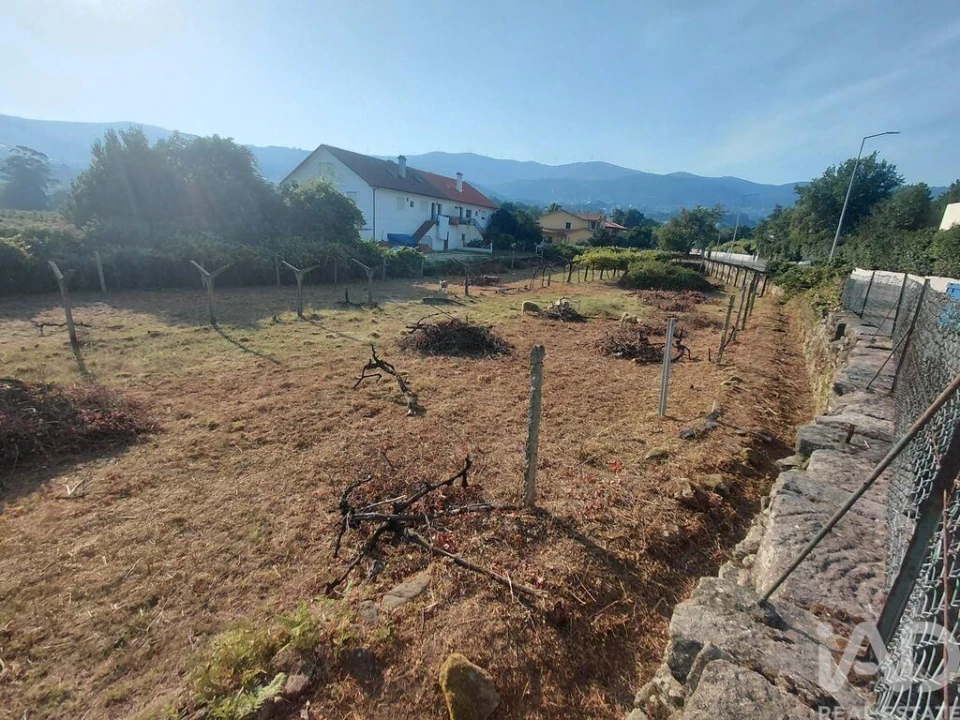 Terreno para Venda em Prado e Remoães Foto 7