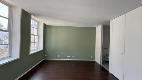 Apartamento para Venda em Oliveira, São Paio e São Sebastião