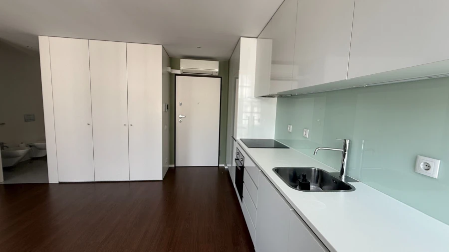 Apartamento para Venda em Oliveira, São Paio e São Sebastião Foto 8
