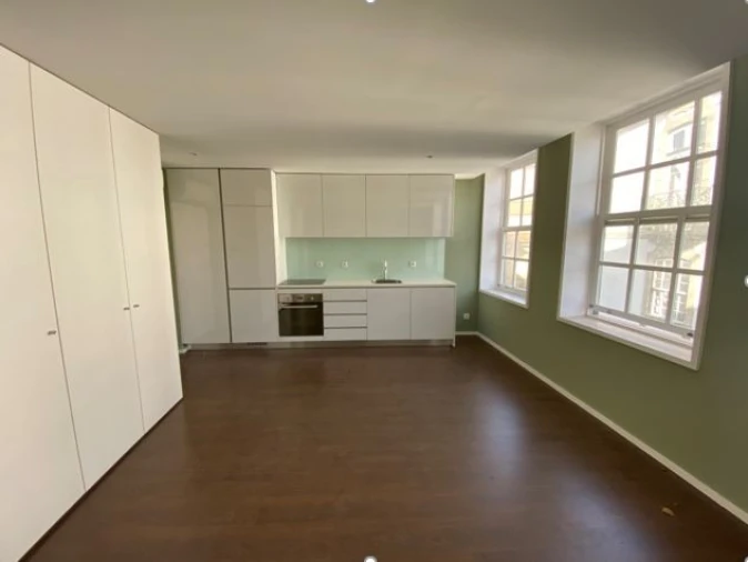 Apartamento para Venda em Oliveira, São Paio e São Sebastião Foto 2
