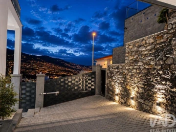Moradia T3 para Venda em Santo Antonio
