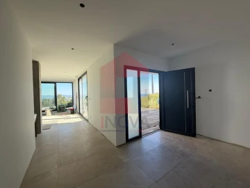Moradia T4 para Venda em Pico de Regalados, Gondiães e Mós