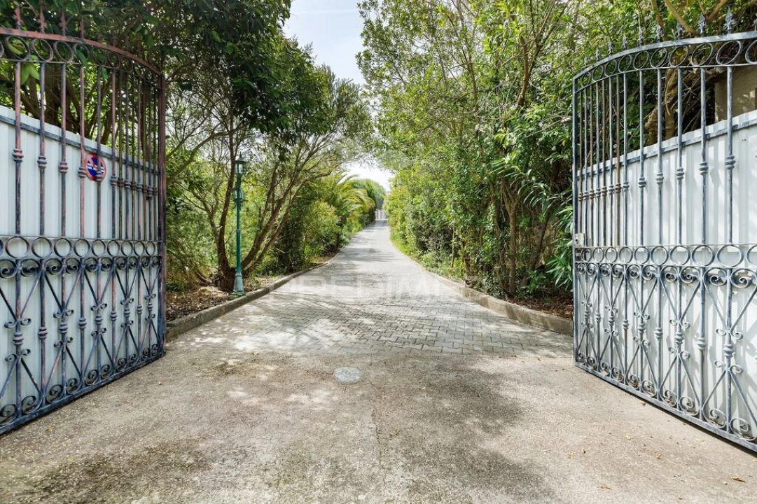 Quinta T3 para Venda em Vila Franca de Xira Foto 1
