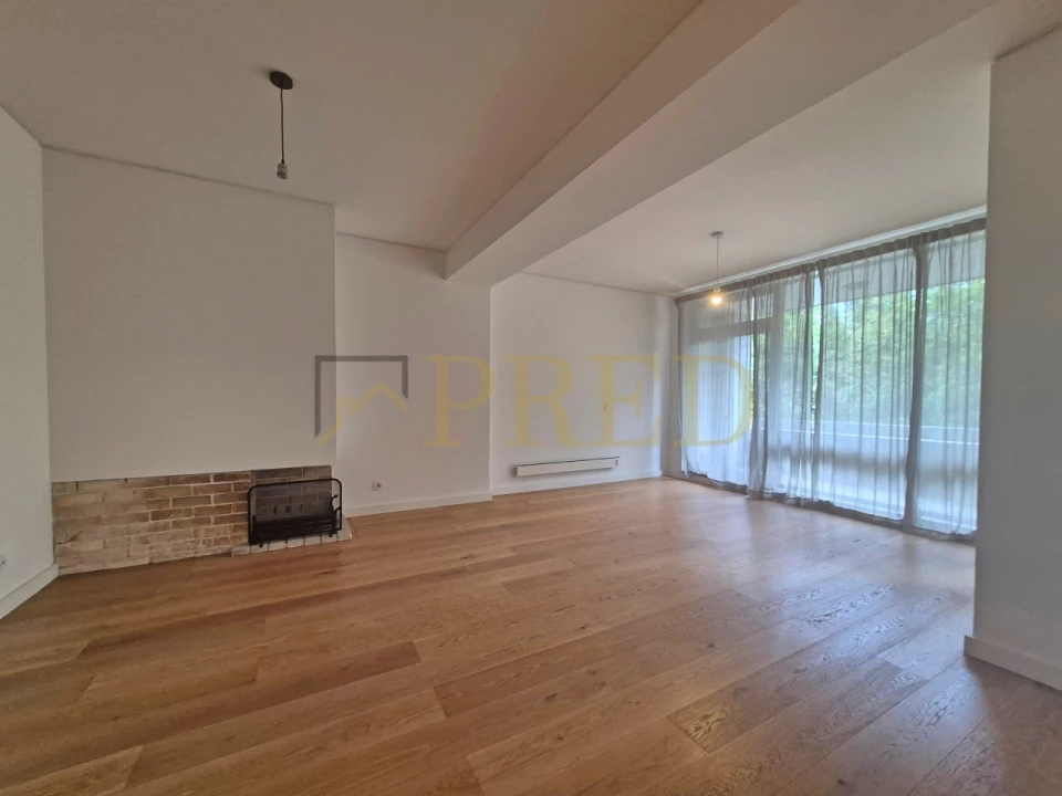 Apartamento T3 para Arrendamento em Ramalde Foto 5