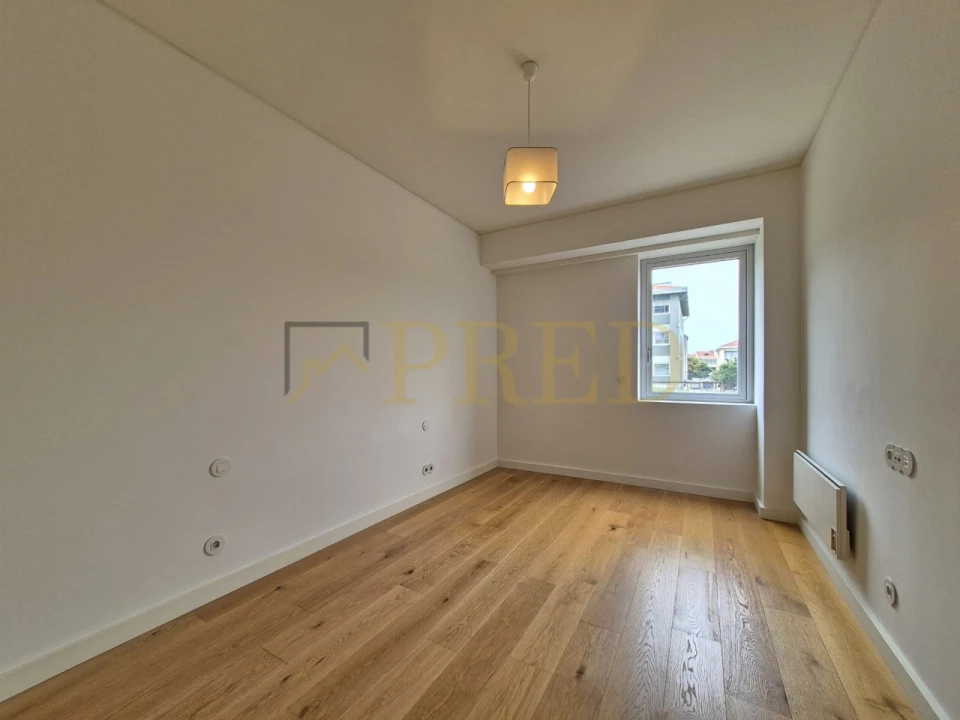 Apartamento T3 para Arrendamento em Ramalde Foto 18