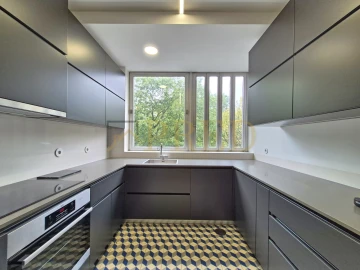 Apartamento T3 para Arrendamento em Ramalde