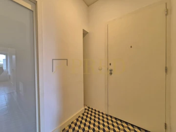 Apartamento T3 para Arrendamento em Ramalde