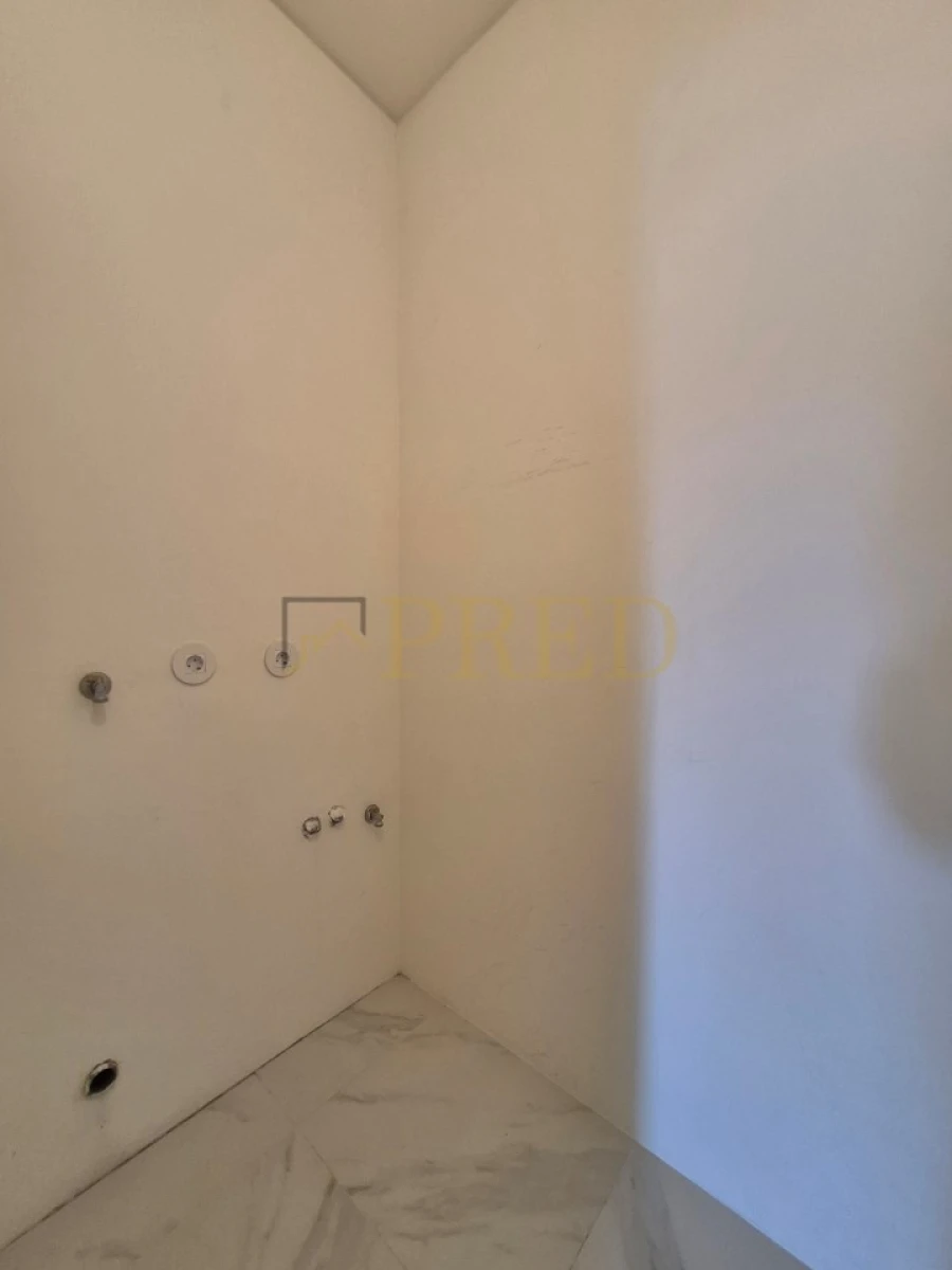 Apartamento T3 para Arrendamento em Ramalde Foto 9