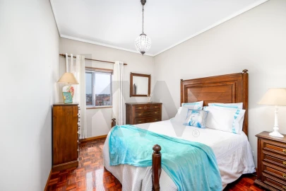 Apartamento T4 para Venda em Requeixo, Nossa Senhora de Fátima e Nariz
