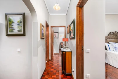 Apartamento T4 para Venda em Requeixo, Nossa Senhora de Fátima e Nariz
