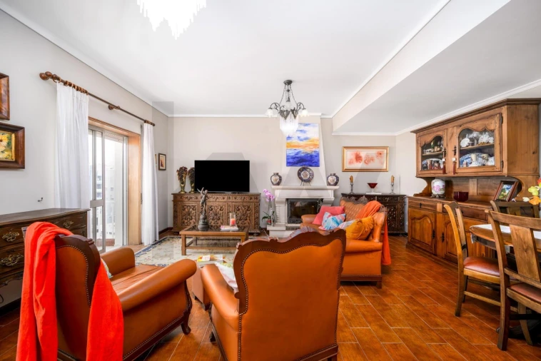 Apartamento T4 para Venda em Requeixo, Nossa Senhora de Fátima e Nariz Foto 3