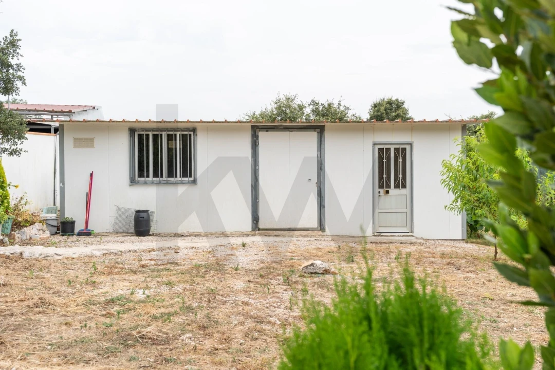 Moradia T2 para Venda em Aguda Foto 44