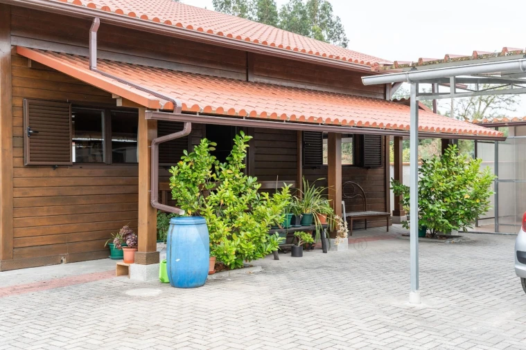 Moradia T2 para Venda em Aguda Foto 42