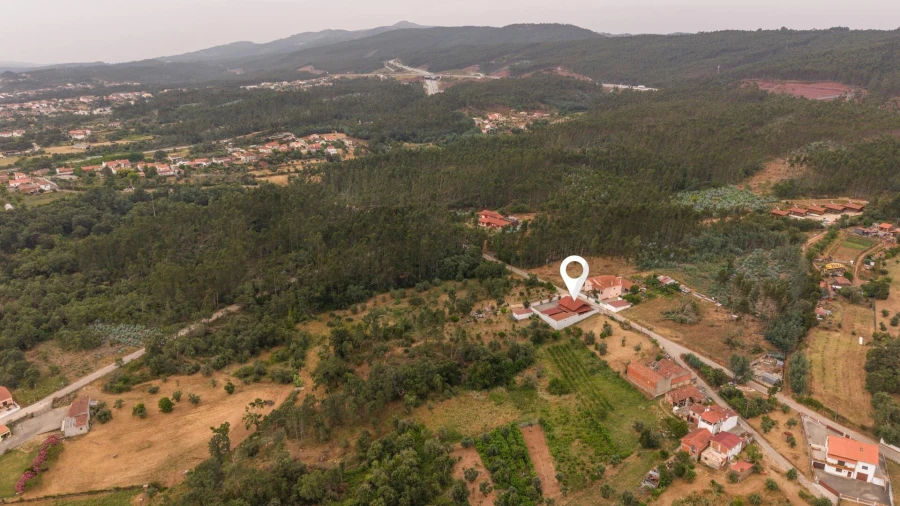 Moradia T2 para Venda em Aguda Foto 53