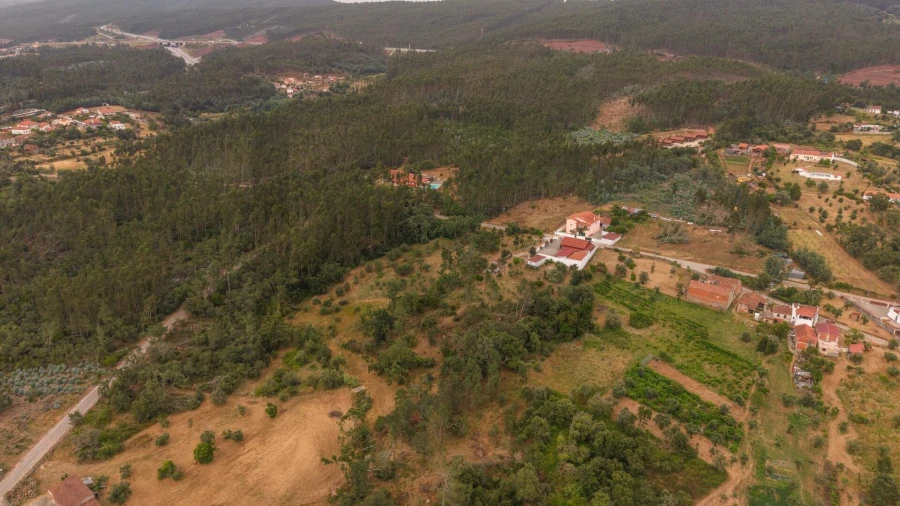 Moradia T2 para Venda em Aguda Foto 72