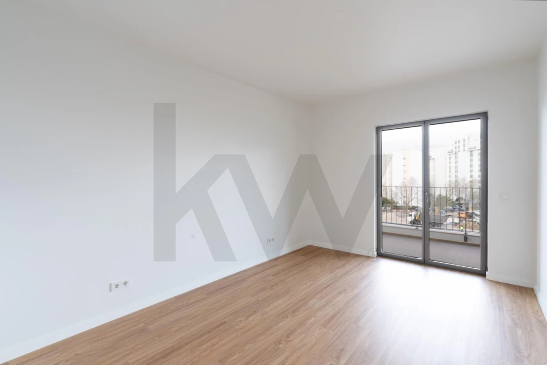 Apartamento T4 para Venda em Santo António dos Cavaleiros e Frielas Foto 16