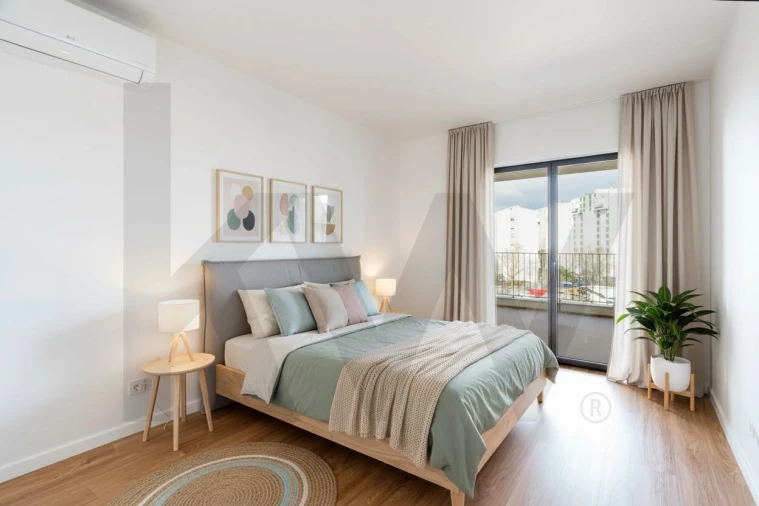 Apartamento T4 para Venda em Santo António dos Cavaleiros e Frielas Foto 40