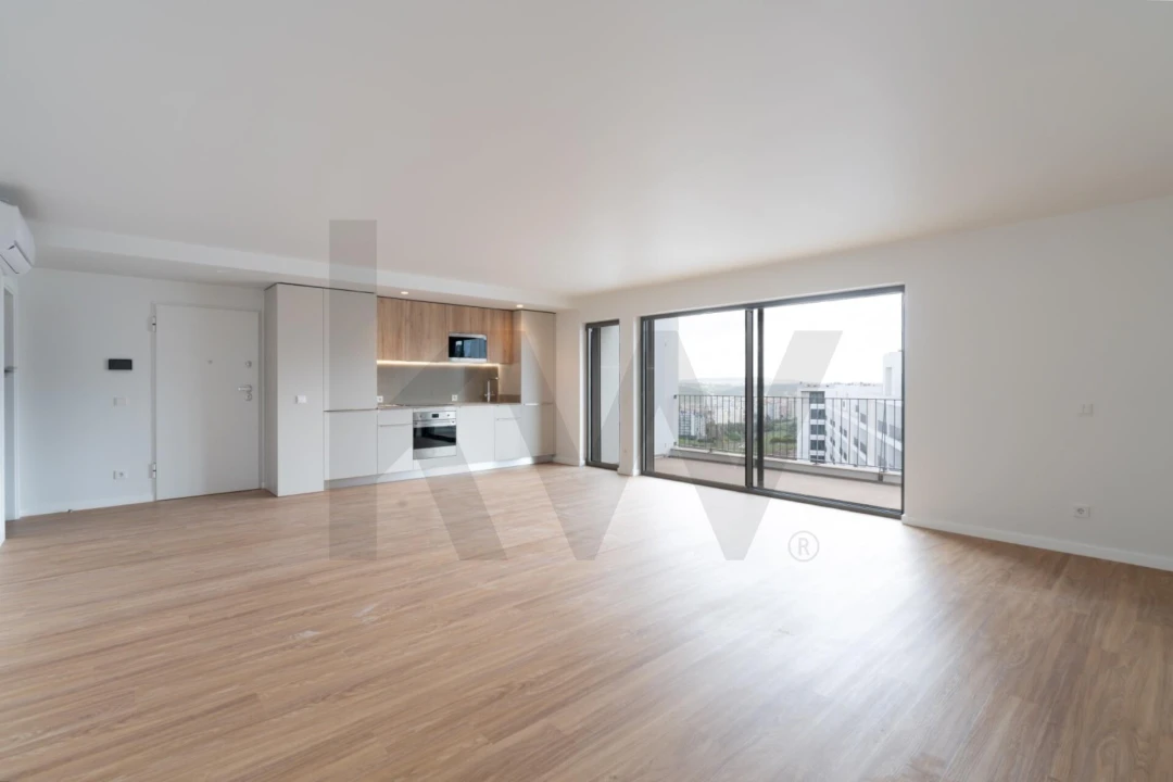 Apartamento T4 para Venda em Santo António dos Cavaleiros e Frielas Foto 20