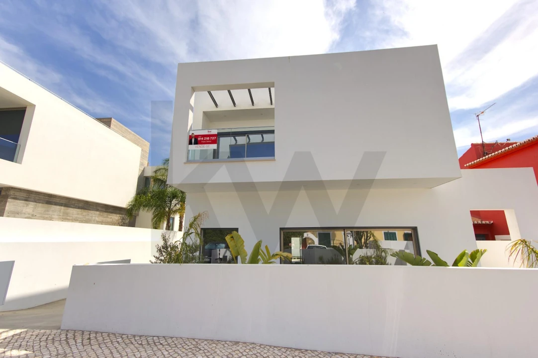 Moradia T4 para Venda em Lagos (São Sebastião e Santa Maria) Foto 40