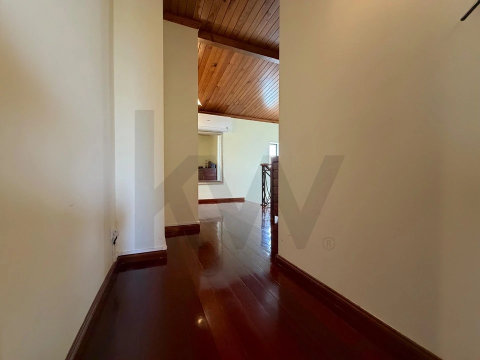 Moradia T3 para Venda em Três Povos Foto 41