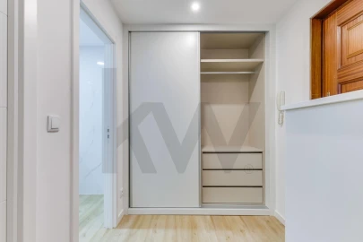 Apartamento T1 para Venda em Campanhã