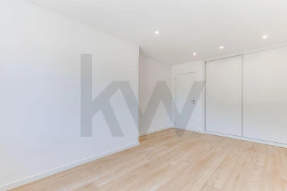 Apartamento T1 para Venda em Campanhã
