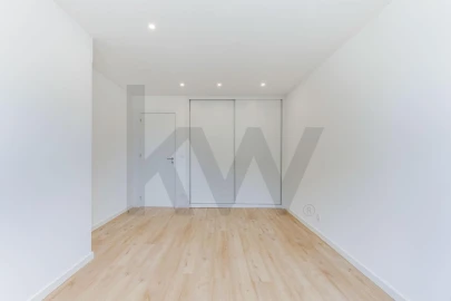 Apartamento T1 para Venda em Campanhã