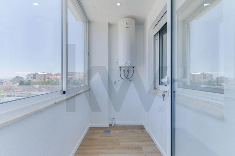 Apartamento T1 para Venda em Campanhã Foto 9