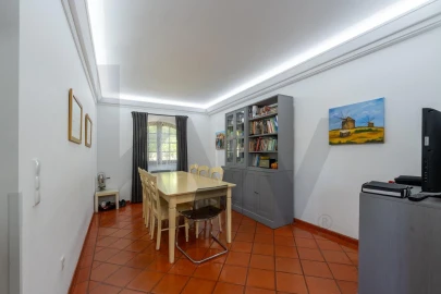 Moradia T5 para Venda em Moita