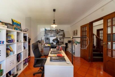 Moradia T5 para Venda em Moita