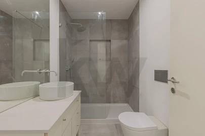 Apartamento T1 para Venda em Misericórdia