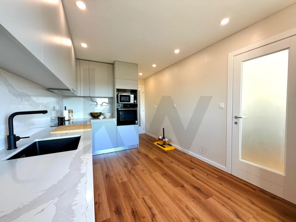 Apartamento T2 para Venda em Mina de Água Foto 12