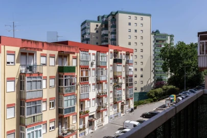 Apartamento T2 para Venda em Santo António dos Cavaleiros e Frielas