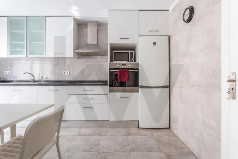 Apartamento T2 para Venda em Santo António dos Cavaleiros e Frielas Foto 5