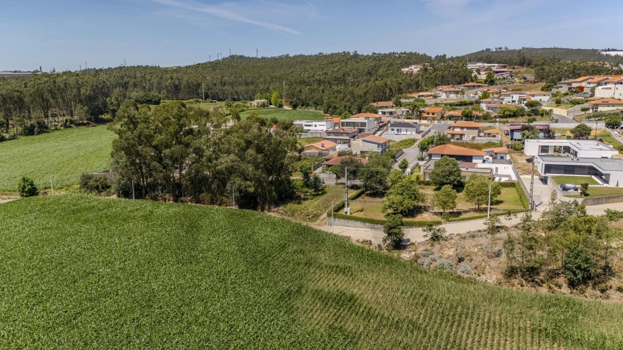 Terreno para Venda em Fradelos Foto 3