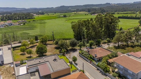 Terreno para Venda em Fradelos