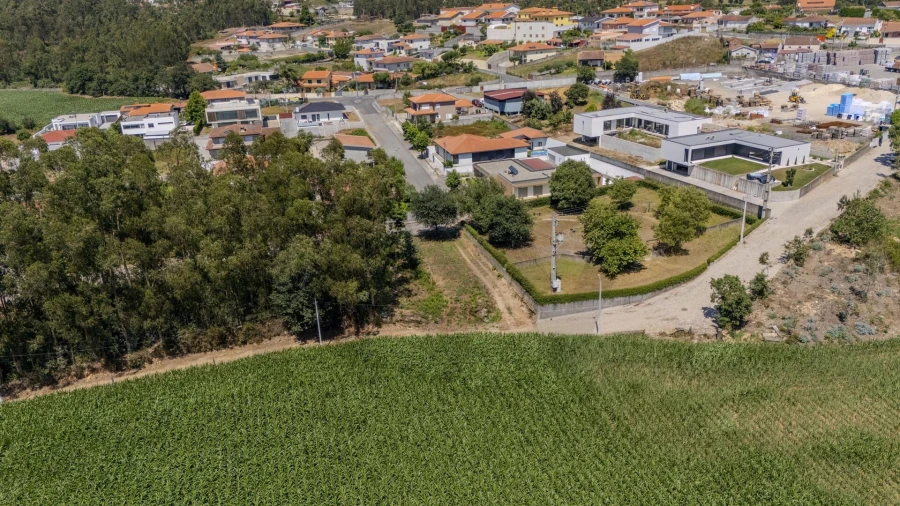 Terreno para Venda em Fradelos Foto 4