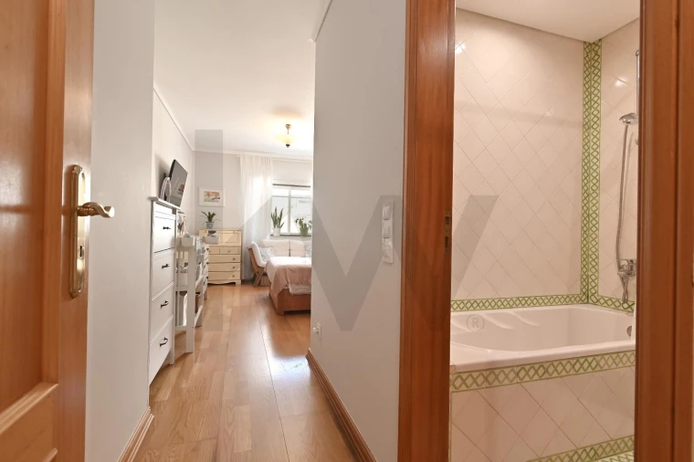 Apartamento T3 para Venda em São Domingos de Rana Foto 15
