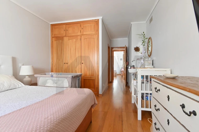 Apartamento T3 para Venda em São Domingos de Rana Foto 17
