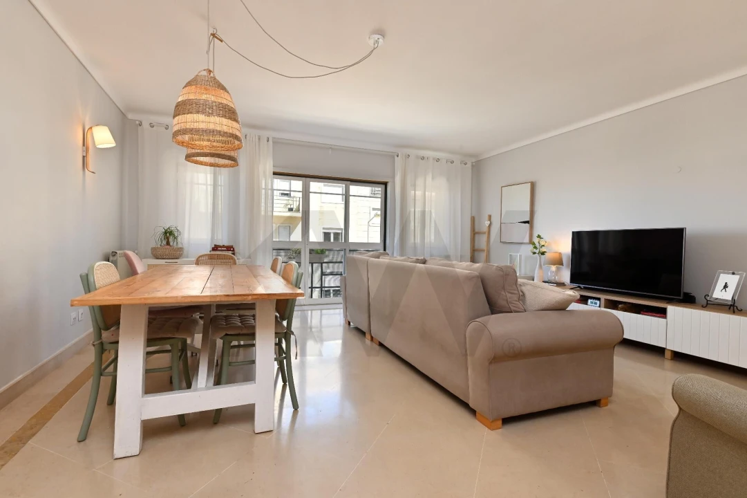 Apartamento T3 para Venda em São Domingos de Rana Foto 2