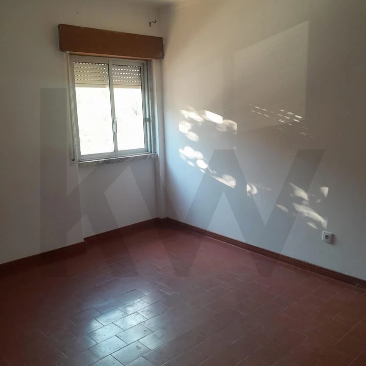 Apartamento T3 para Venda em Carregado e Cadafais Foto 17