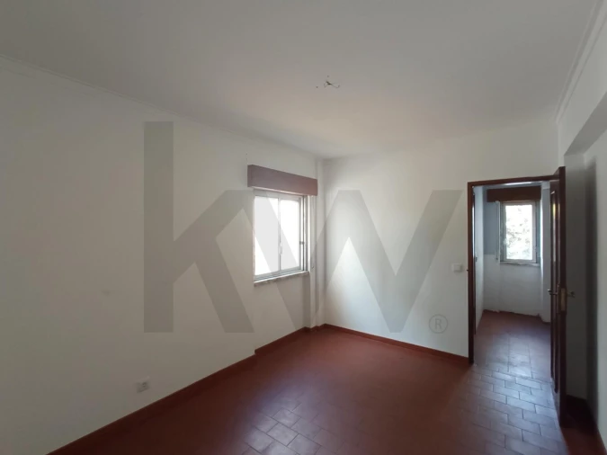 Apartamento T3 para Venda em Carregado e Cadafais Foto 5