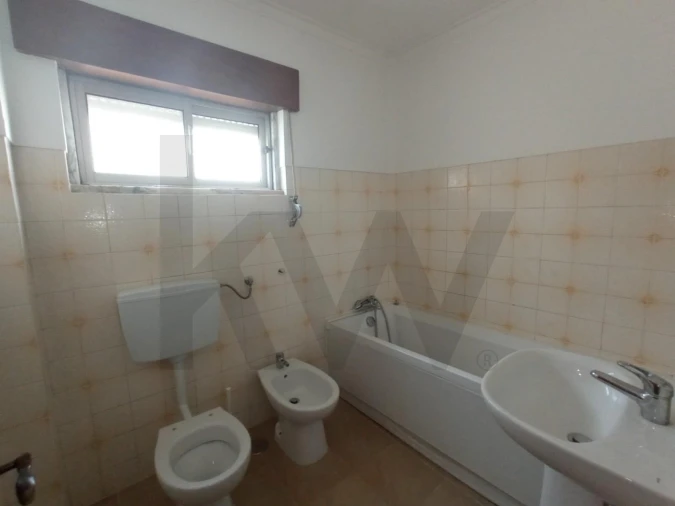 Apartamento T3 para Venda em Carregado e Cadafais Foto 7