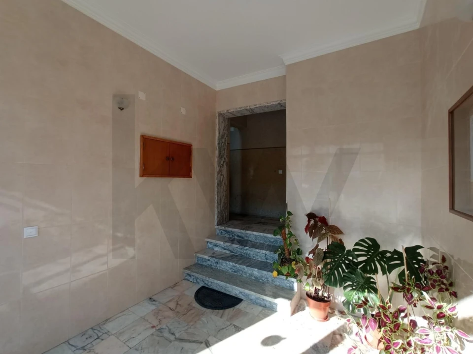 Apartamento T3 para Venda em Carregado e Cadafais Foto 21