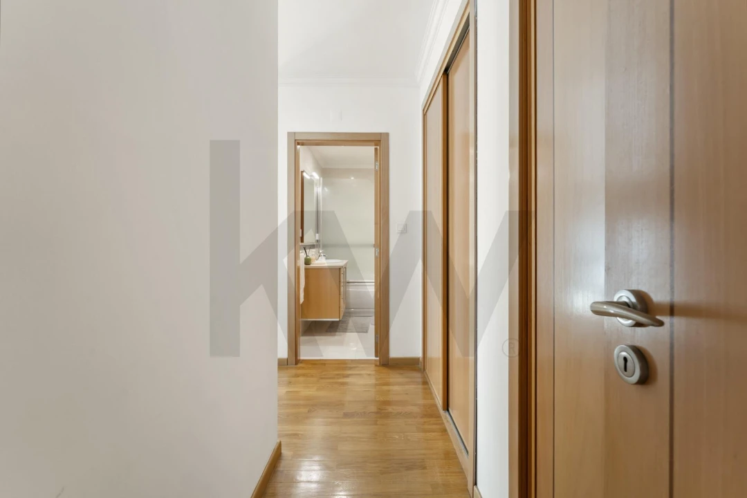 Apartamento T2 para Venda em Odivelas Foto 4