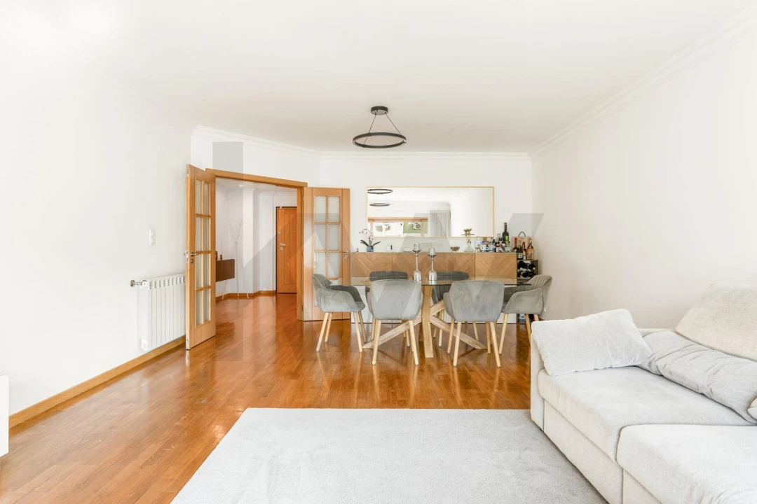 Apartamento T2 para Venda em Odivelas Foto 25